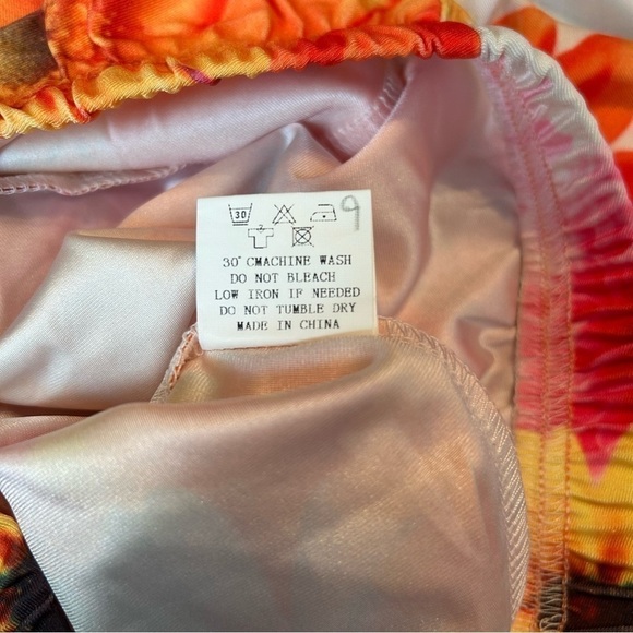 70’s Inspired Retro Bright Floral Bell Bottom Pants - Picture 4 of 10